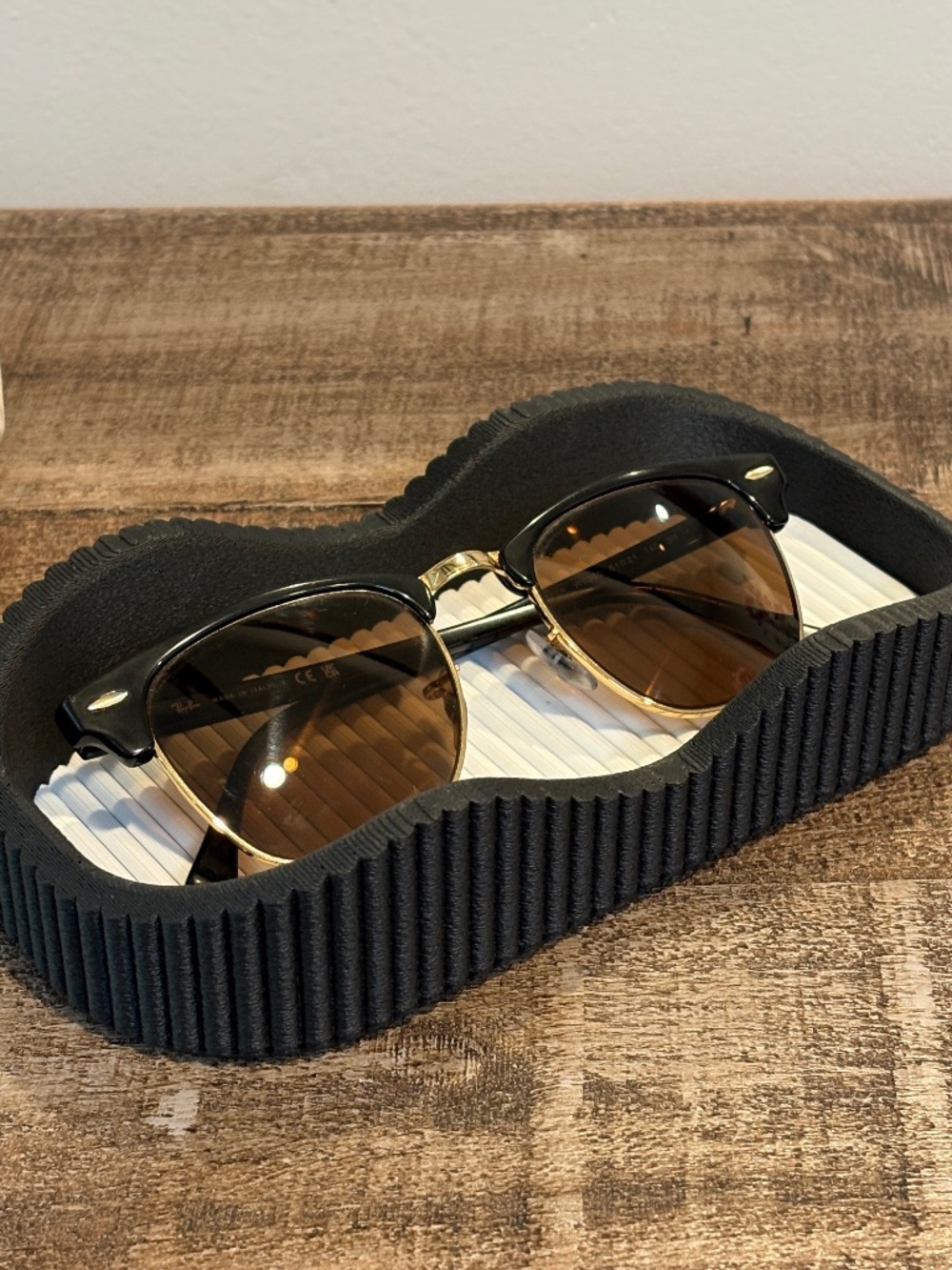 Sunglasses Organizer, Ribbed Catch-All Tray With Matte Finish